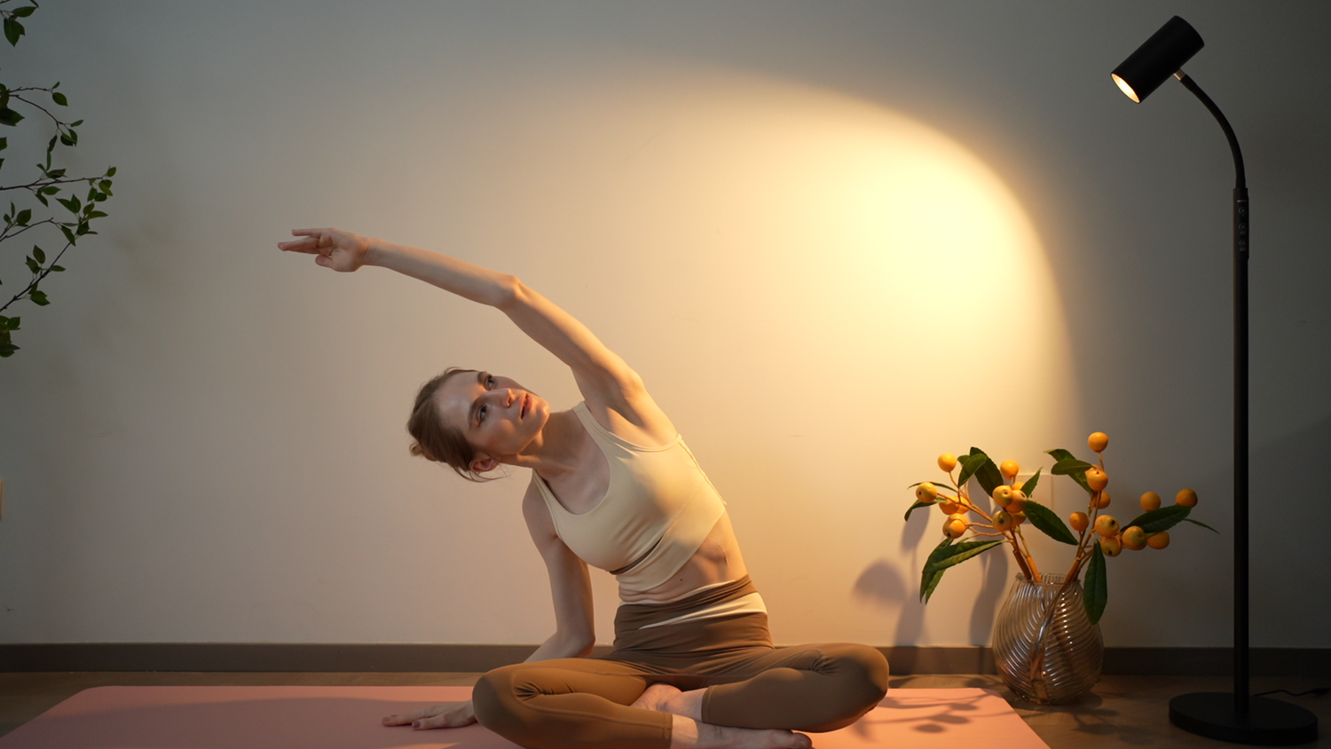 Floor Yoga Lamps: Enhancing Your Yoga Space with Ideal Lighting