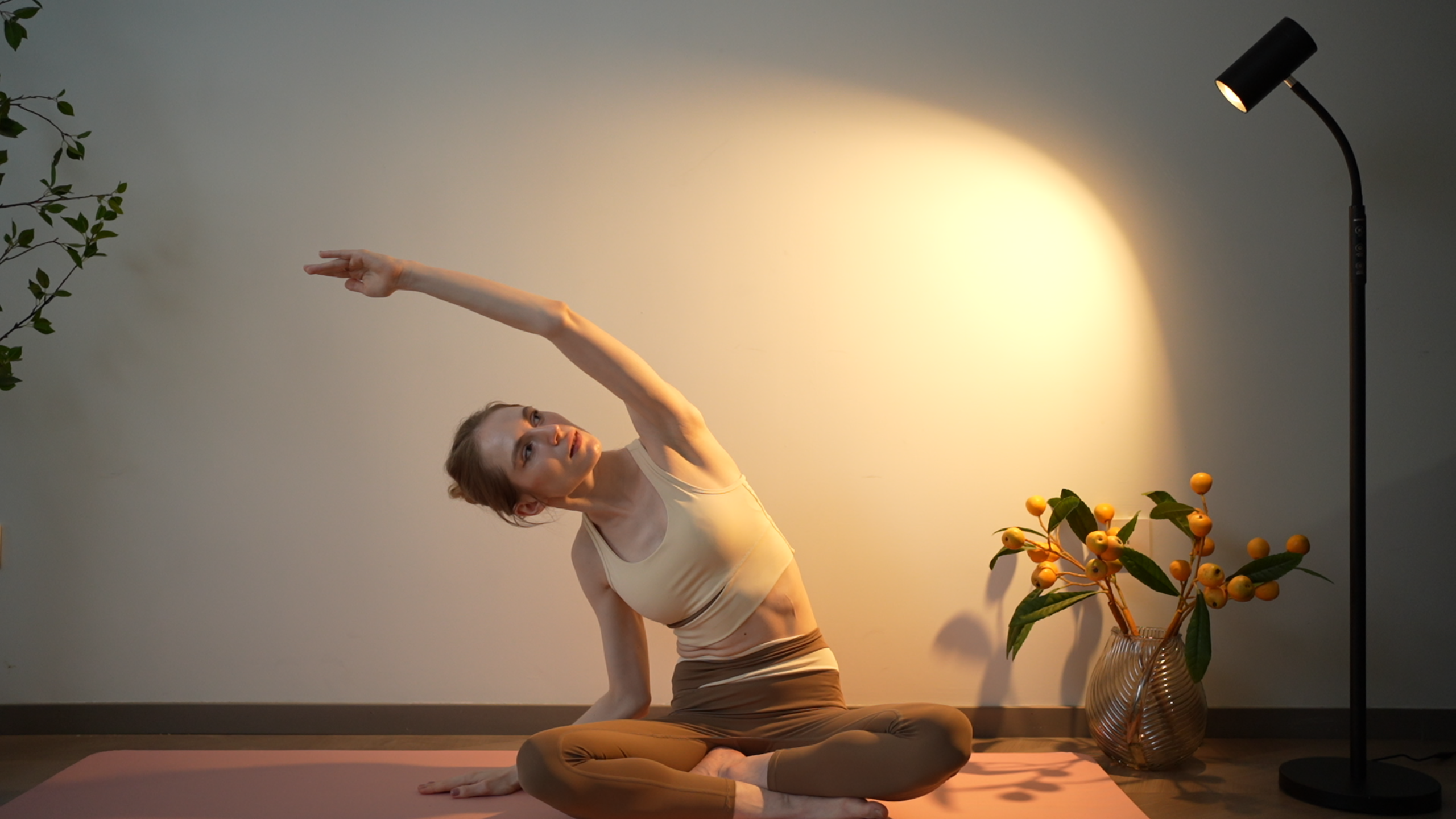 Floor Yoga Lamps: Enhancing Your Yoga Space with Ideal Lighting